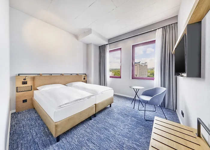 Sunday Hotel Duesseldorf Seestern