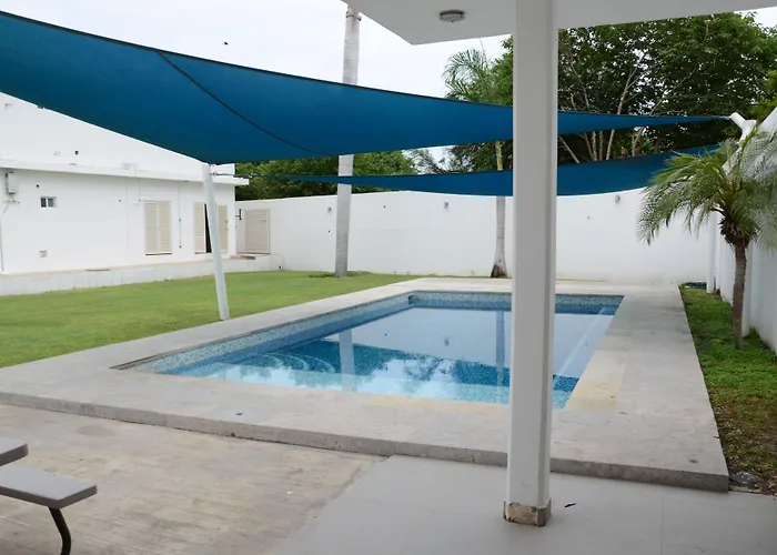 Hotel Monarca