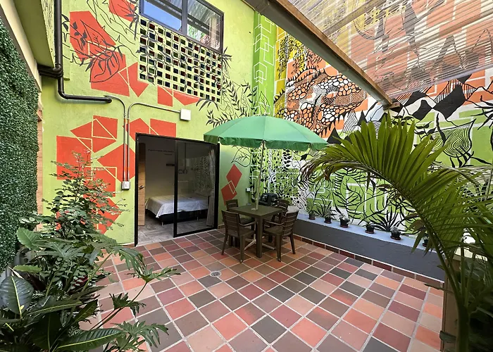 Colinkhouse Hotel
