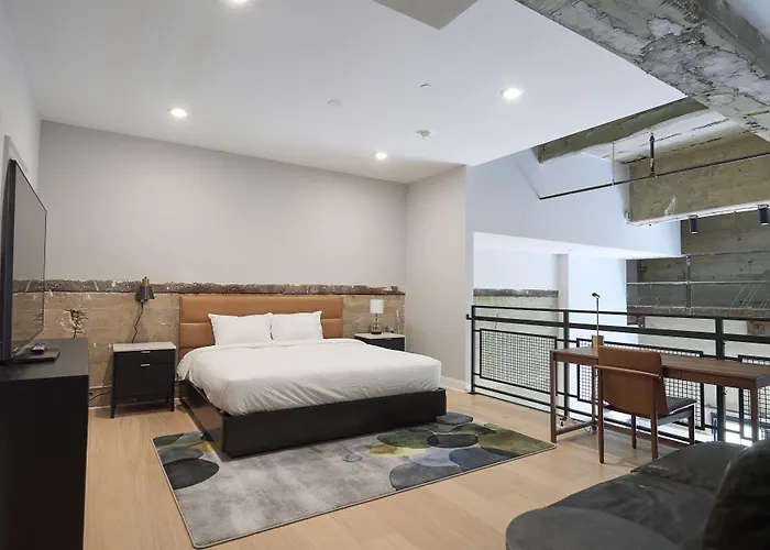 Riversuites At The Battery