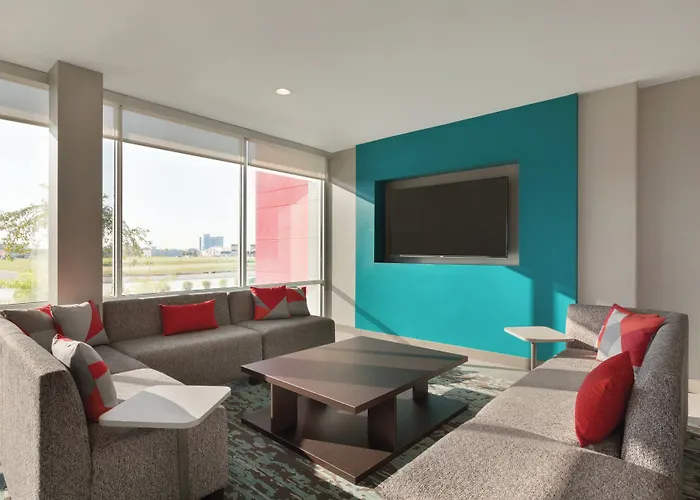 Avid Hotel Pueblo North By Ihg