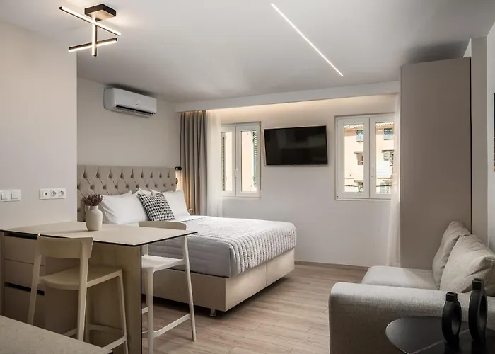 Old Town Elegant Suite