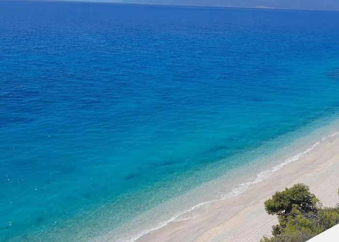 Saron Breeze Villa