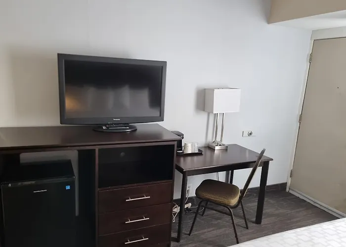 Travelodge By Wyndham Trois-Rivieres