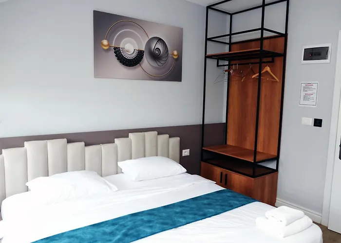 Hotel Iseberi