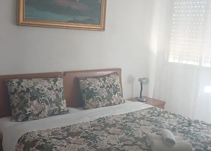 Apartament Carrer I'Iiia