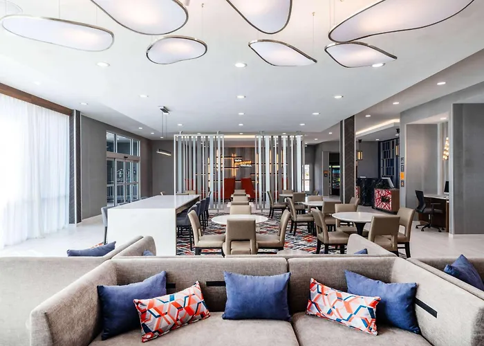 La Quinta By Wyndham Chelsea Birmingham