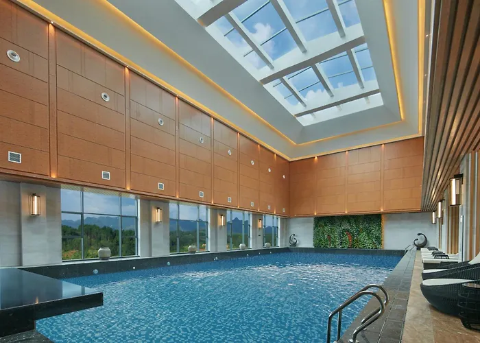 New Century Grand Hotel Zunyi