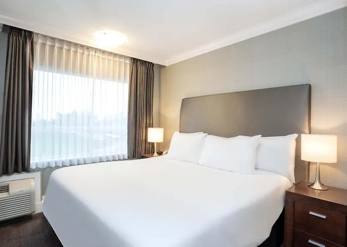 Sandman Hotel & Suites Vancouver Airport