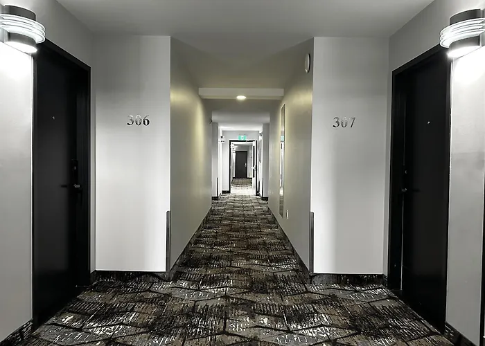 Travelodge By Wyndham Regina