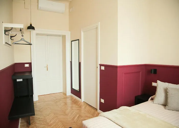Albergo Garisenda Con Terrazza Panoramica Sulle Due Torri