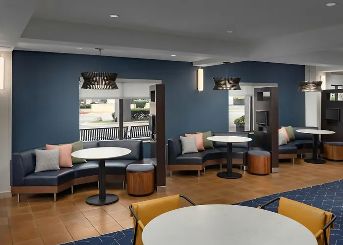 Courtyard Chicago Midway Airport