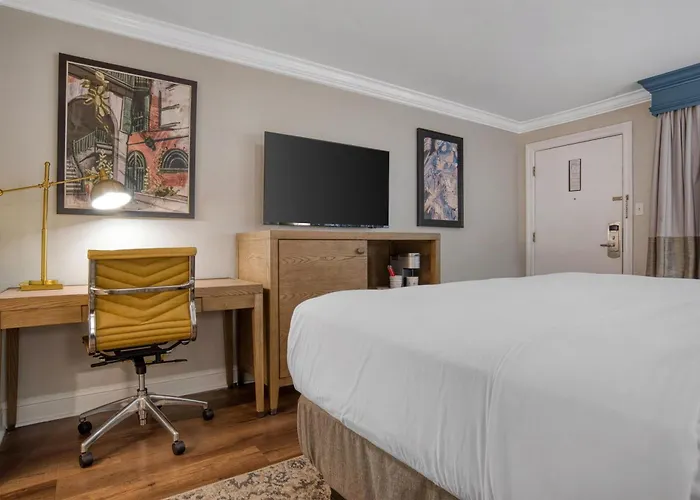 Best Western Plus French Quarter Courtyard Hotel