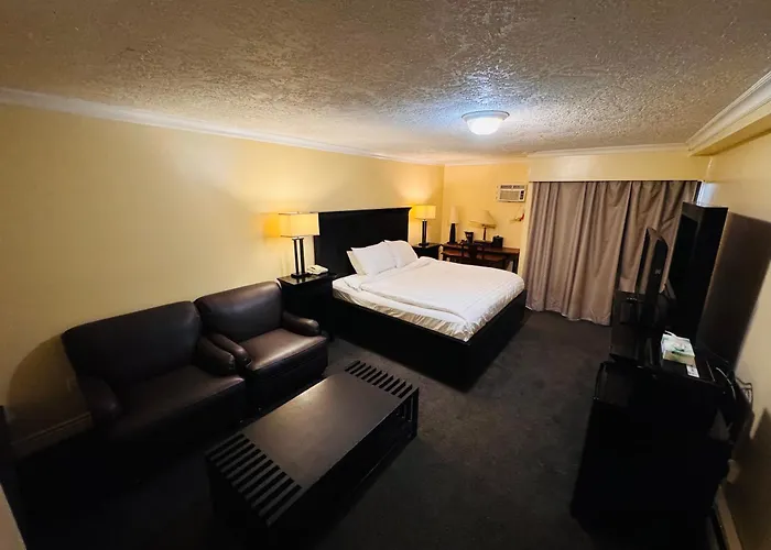 Island Travel Inn