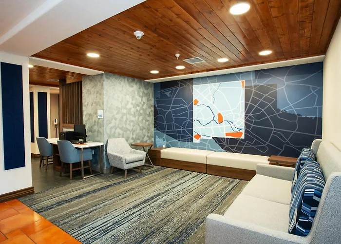 Holiday Inn Express & Suites Las Cruces North