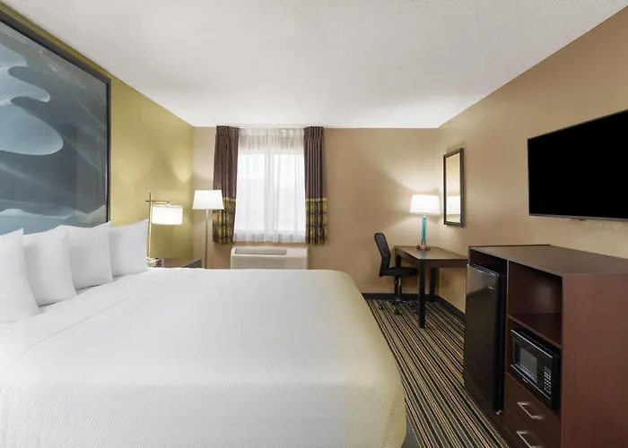 Super 8 By Wyndham Casa Grande