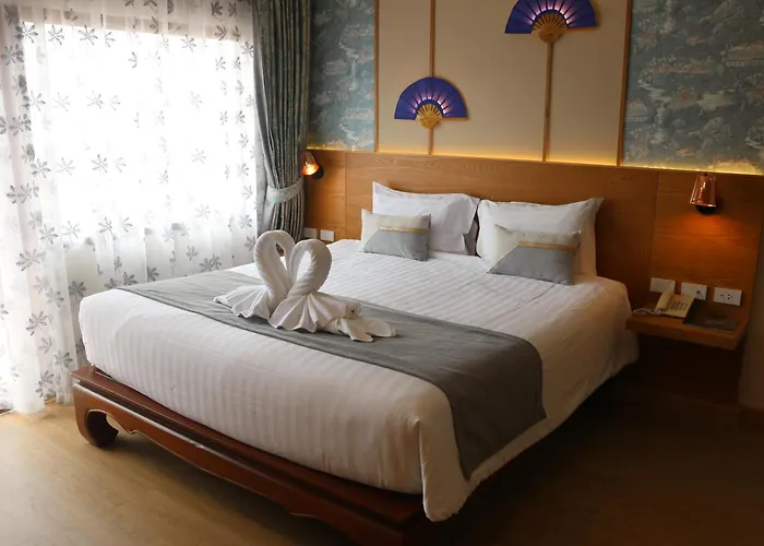 Baan Sailom Hotel Phuket - Sha Extra Plus