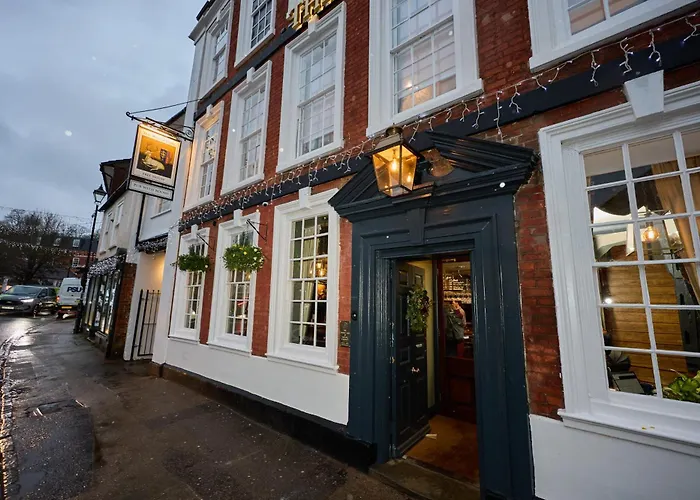 The White Hart, Ampthill, Bedfordshire - Acorn Pubs