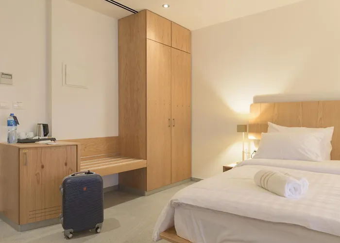 Dar Al Mauge Boutique Hotel With Outdoor Pool