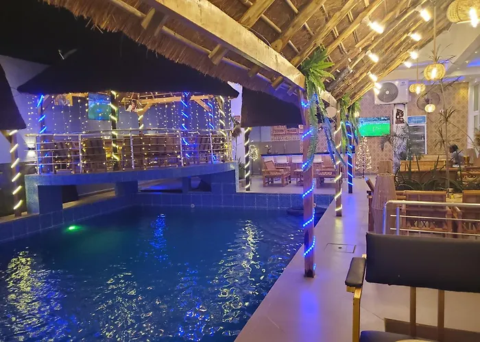 Tour Eiffel Hotel Benin