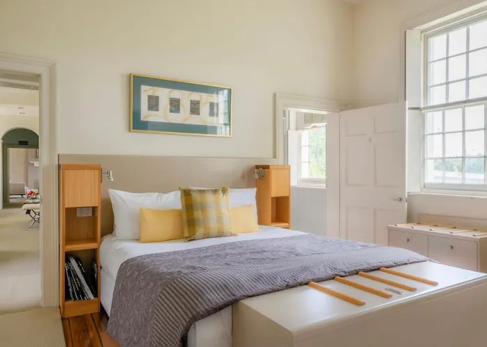 The Woodbridge Waterfront Rooms