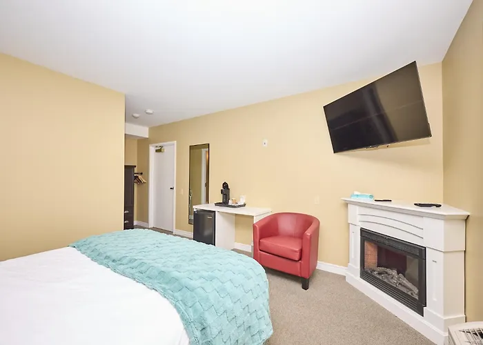 Nine Vines Hotel