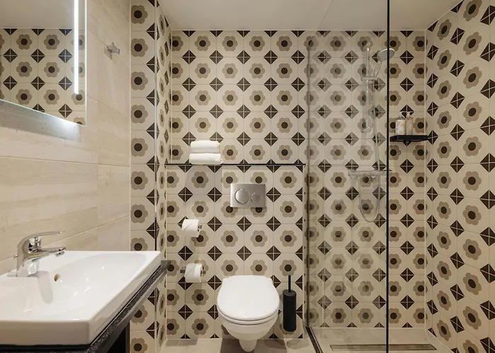 Leonardo Hotel Rotterdam Savoy