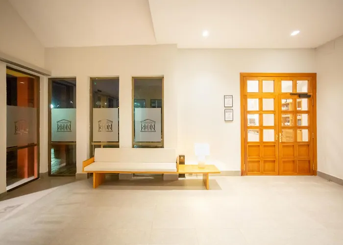 Hotel Zeus