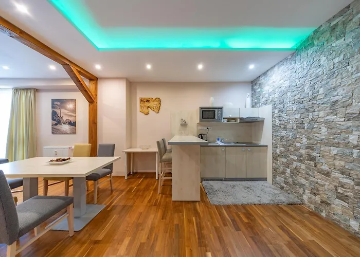Hotel Crocus