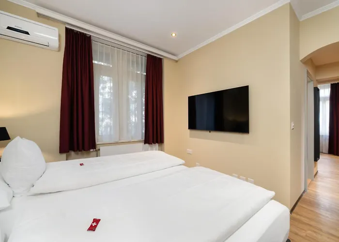 Swiss Inn & Apartments