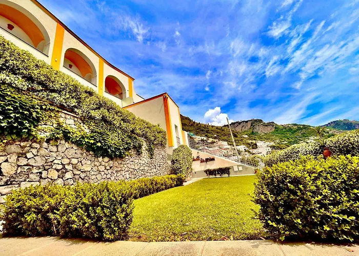 Albadamare Boutique Hotel
