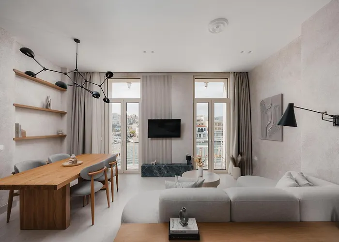 Luxury Suites By Lato