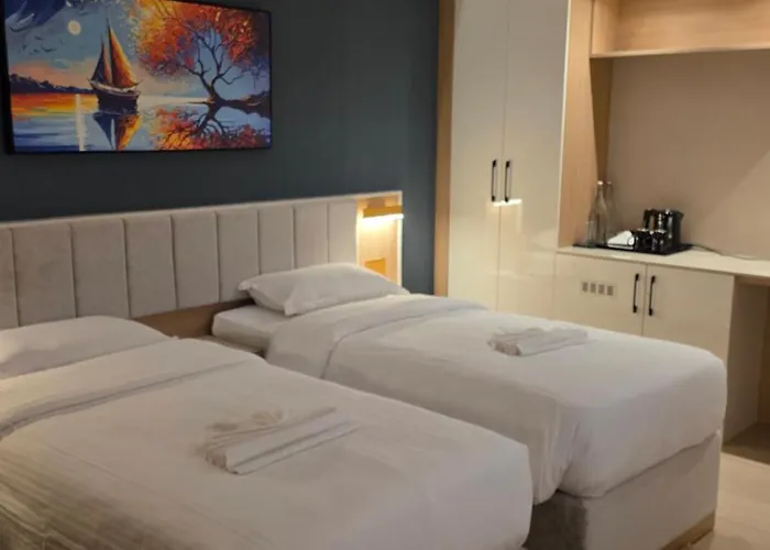 Moonbasa Boutique Hotel And Spa Infopark , Kakkanad
