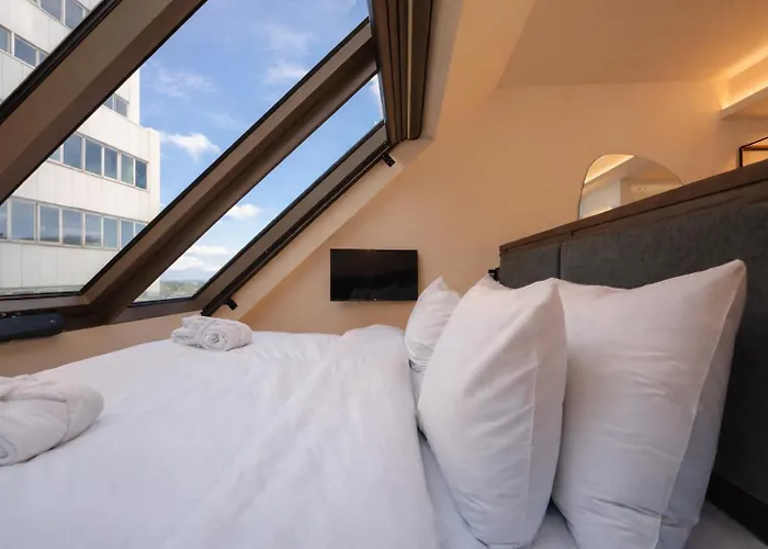 Skipr Hotel - Adults Only