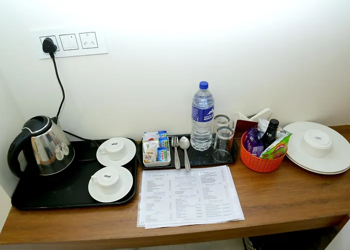 Cloud9 Airport Hotel