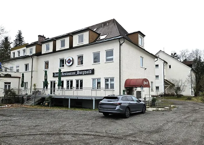 Hotel BURGWALD