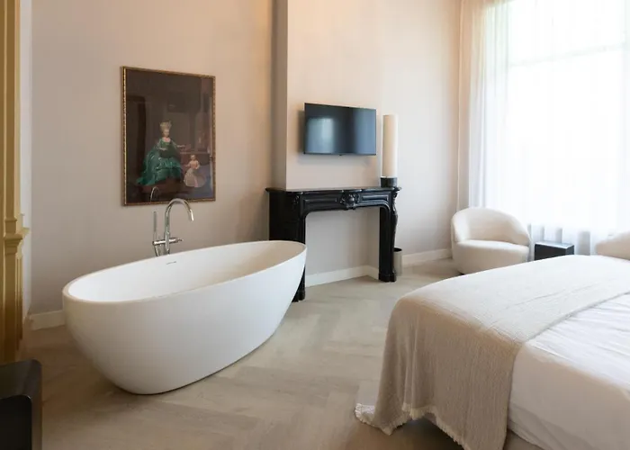 Dam Residence - Boutique Hotel