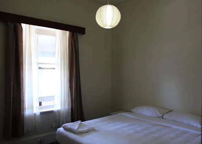 Mannum Hotel