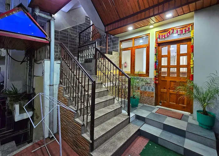 Newlands Homestay Near Mall