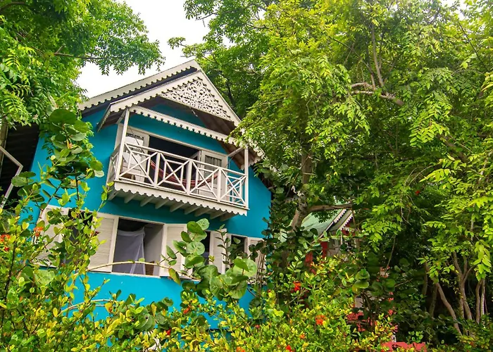 Isla Azul - Un Paraiso Secreto