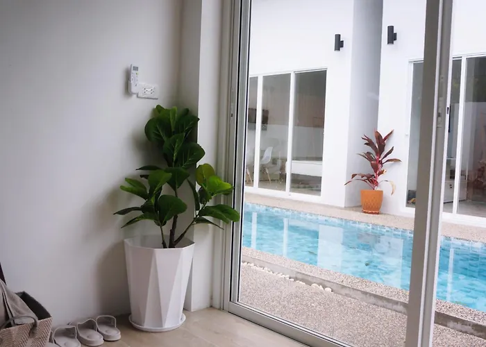 A&J Holiday Villa