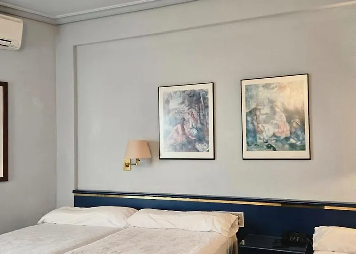 Hotel Rey Sancho Ramirez