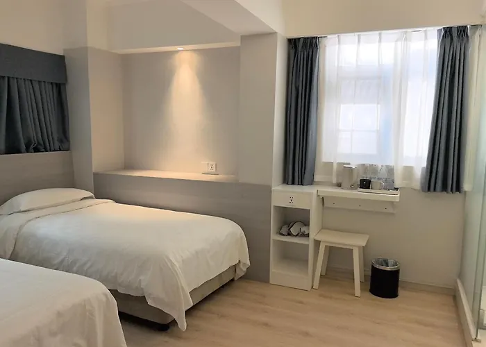 Ole Tai Sam Un Hotel