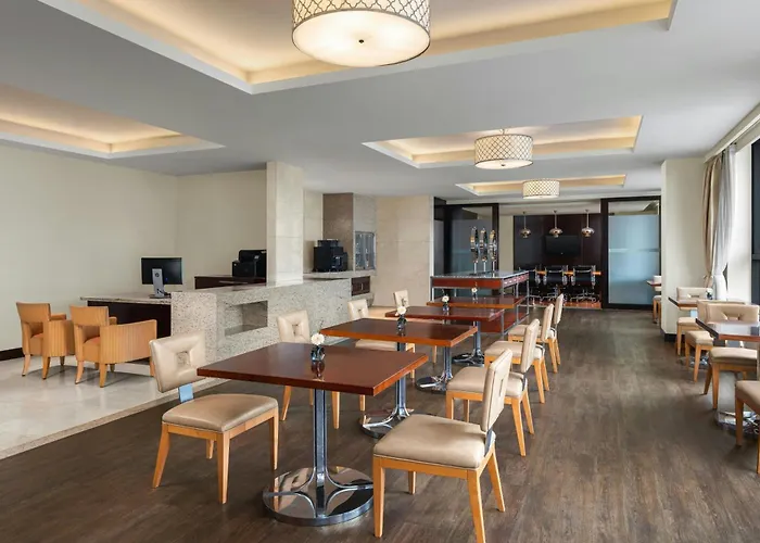 Courtyard By Marriott Hangzhou Wulin At West Lake