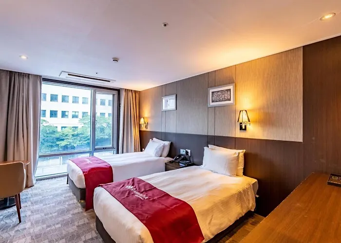 Ramada By Wyndham Jeju City Hall
