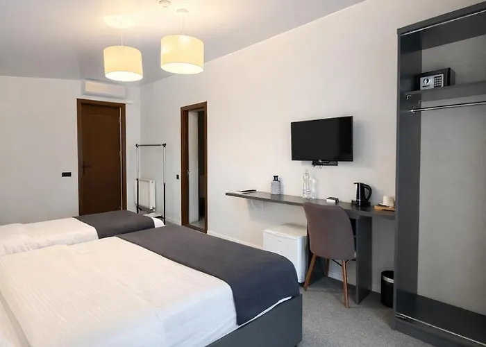 Hotel Green Town