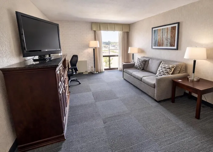 Hotel Lotus Kansas City Stadium