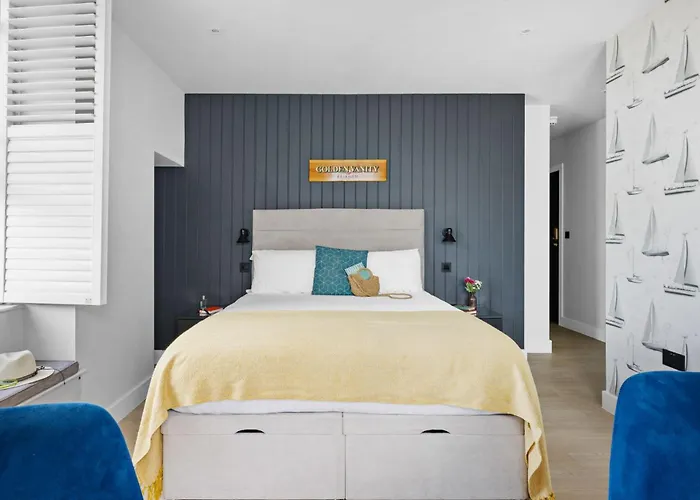 Golden Vanity Suite - Sea View - Free Wi-Fi