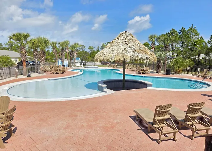 Newly Renovated Beach House Steps To Pool, Beach Access