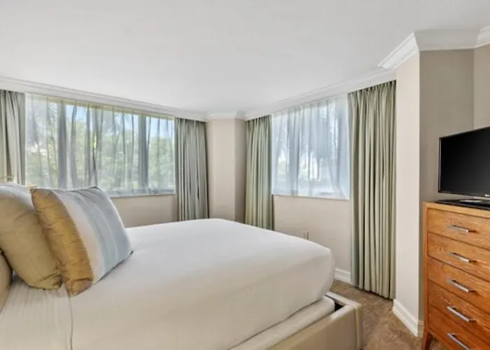 Marco Beach Ocean Suites